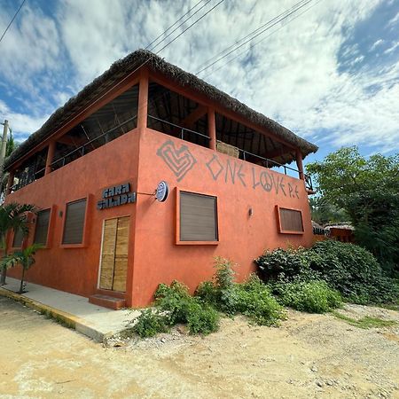 One Love Hostal Puerto Escondido Puerto Escondido  Exterior photo