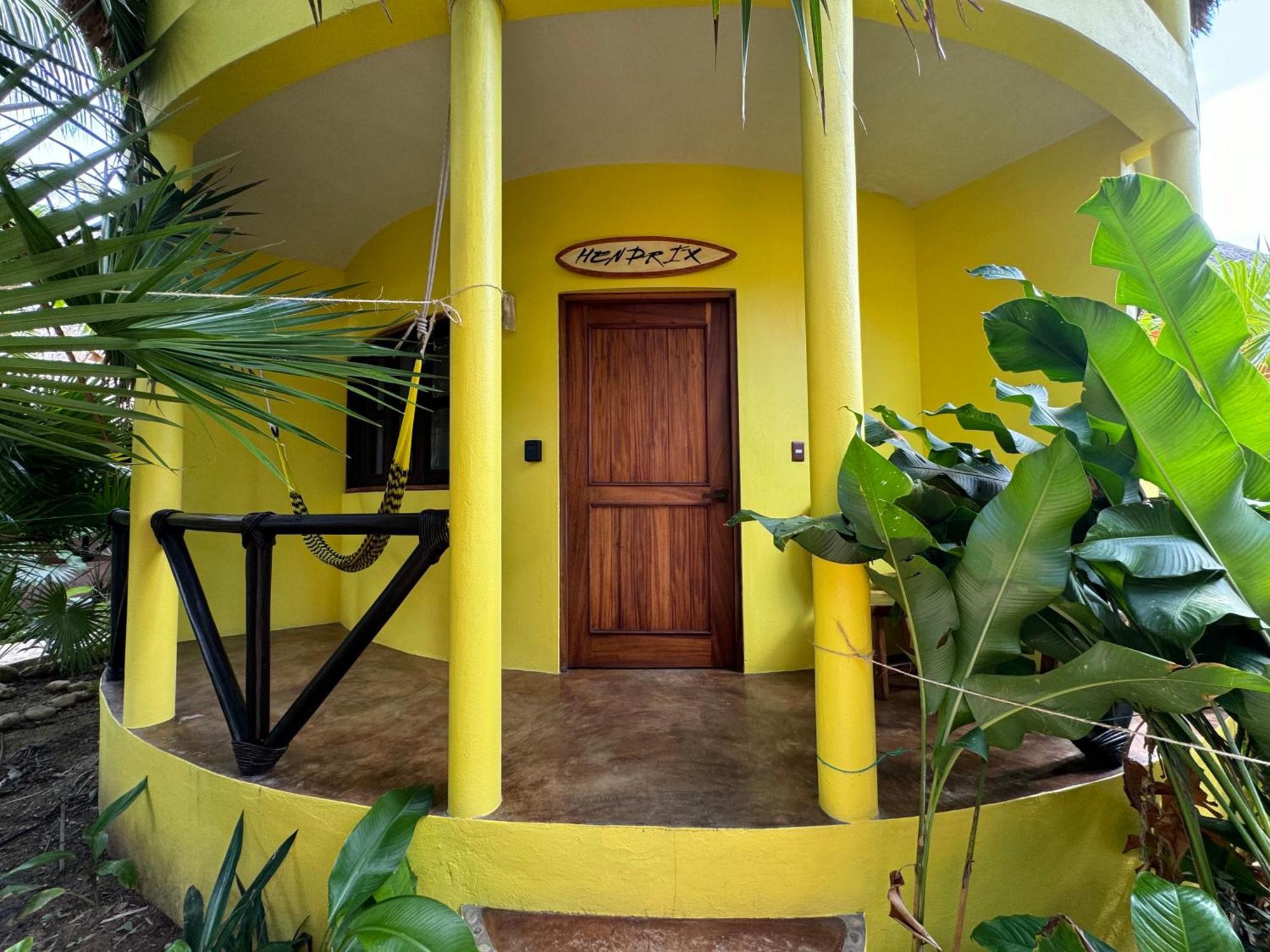 One Love Hostal Puerto Escondido Puerto Escondido  Exterior photo