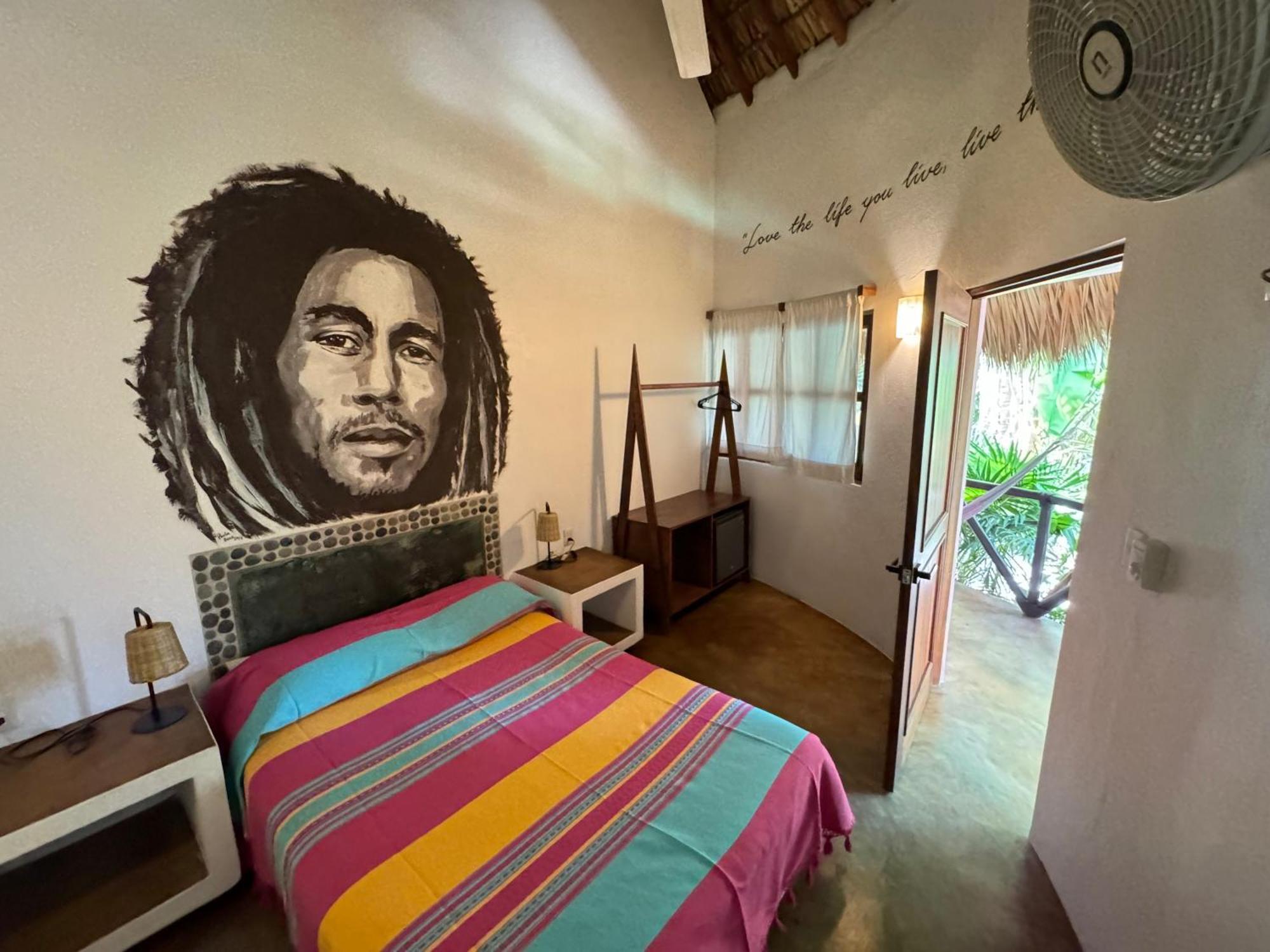 One Love Hostal Puerto Escondido Puerto Escondido  Exterior photo